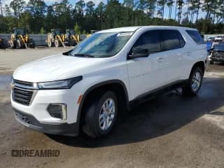 ✅ 2022 Chevrolet Traverse LS • VIN: 1GNERFKW1NJ183871 • Lot: 90432295. Wystawiony na Copart z przebiegiem 49 590 mil. Bezpłatny archiwum sprzedaży aukcyjnych z USA i szczegółowy raport historii pojazdu na DreamBid. Zdjęcie 1.