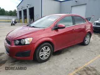 ✅ 2015 Chevrolet Sonic LT • VIN: 1G1JC5SH1F4135820 • Лот: 61837514. Размещён на Copart с пробегом 118 140 миль миль. Получите бесплатный доступ к архиву аукционных продаж из США и посмотрите подробный отчёт об истории автомобиля на DreamBid. Изображение 1.