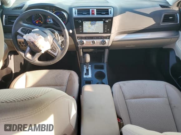 ✅ 2017 Subaru Outback Premium • VIN: 4S4BSAHC9H3240712 • Лот: 85690915. Опубликован ранее на Copart с пробегом 48 218 миль. Бесплатный доступ к архиву аукционных продаж из США и подробный отчёт об истории автомобиля на DreamBid. Изображение 8.