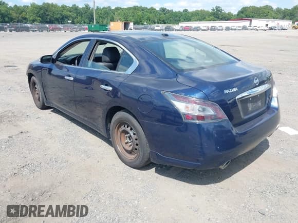 ✅ 2014 Nissan Maxima S • VIN: 1N4AA5AP4EC473356 • Lot: 42921426. Listed on IAAI with 51,146 mi. Free auction sales archive from the USA and detailed vehicle history report at DreamBid. Image 3.