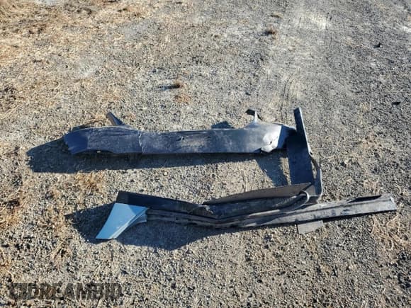 ✅ 2018 Chevrolet Volt LT • VIN: 1G1RC6S54JU124396 • Lot: 79208734. Wystawiony na Copart z przebiegiem 59 175 mil. Bezpłatny archiwum sprzedaży aukcyjnych z USA i szczegółowy raport historii pojazdu na DreamBid. Zdjęcie 14.