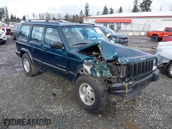 ✅ 1998 Jeep Cherokee Sport • VIN: 1J4FJ68S1WL251692 • Lot: 41798145. Listed on IAAI with 133,600 mi. Free auction sales archive from the USA and detailed vehicle history report at DreamBid. Image 1.