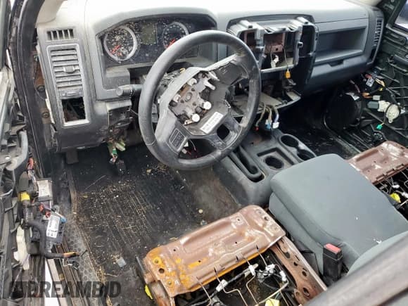 ✅ 2013 Ram 2500 Tradesman • VIN: 3C6UR5CL2DG546172 • Lot: 70583025. Listed on Copart with Not provided. Free auction sales archive from the USA and detailed vehicle history report at DreamBid. Image 8.