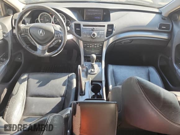 ✅ 2012 Acura TSX Technology • VIN: JH4CU2F64CC028300 • Лот: 84049285. Опубликован ранее на Copart с пробегом 152 002 миль. Бесплатный доступ к архиву аукционных продаж из США и подробный отчёт об истории автомобиля на DreamBid. Изображение 8.