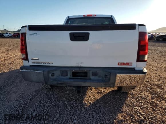 ✅ 2011 GMC Sierra 1500 • VIN: 1GTR1TEA0BZ342411 • Lot: 80582825. Wystawiony na Copart z przebiegiem 321 493 mil. Bezpłatny archiwum sprzedaży aukcyjnych z USA i szczegółowy raport historii pojazdu na DreamBid. Zdjęcie 6.