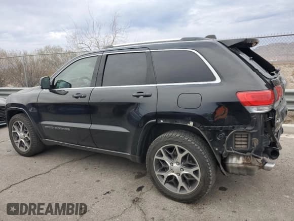 ✅ 2018 Jeep Grand Cherokee Limited • VIN: 1C4RJFBT9JC143771 • Lot: 85987184. Wystawiony na Copart z przebiegiem 55 549 mil. Bezpłatny archiwum sprzedaży aukcyjnych z USA i szczegółowy raport historii pojazdu na DreamBid. Zdjęcie 2.