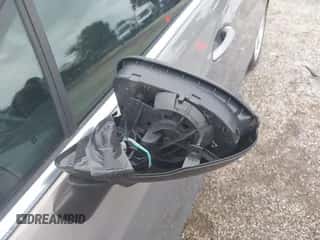 2018 Chevrolet Cruze LT с VIN 1G1BE5SMXJ7247499, выставлен на аукционе IAAI как лот 42853055 с пробегом 76 549 миль миль и . История ставок и продаж доступна на DreamBid. Изображение 6.