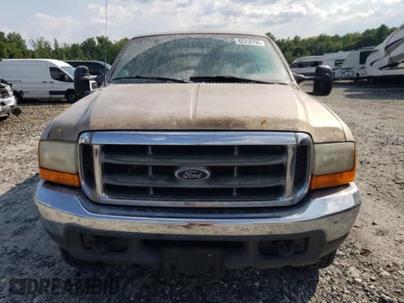✅ 1999 Ford F-250 XL • VIN: 1FTNX21S7XED11662 • Lot: 62318795. Wystawiony na Copart z przebiegiem 138 819 mil. Bezpłatny archiwum sprzedaży aukcyjnych z USA i szczegółowy raport historii pojazdu na DreamBid. Zdjęcie 5.