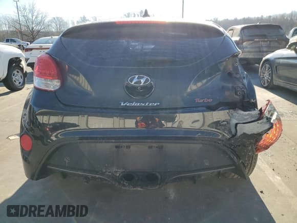 ✅ 2015 Hyundai Veloster Turbo • VIN: KMHTC6AEXFU232636 • Lot: 83091254. Wystawiony na Copart z przebiegiem 121 885 mil. Bezpłatny archiwum sprzedaży aukcyjnych z USA i szczegółowy raport historii pojazdu na DreamBid. Zdjęcie 6.