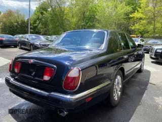 ✅ 2002 Bentley Arnage • VIN: SCBLC31E62CX08029 • Lot: 79810654. Wystawiony na Copart z przebiegiem 86 082 mil. Bezpłatny archiwum sprzedaży aukcyjnych z USA i szczegółowy raport historii pojazdu na DreamBid. Zdjęcie 4.