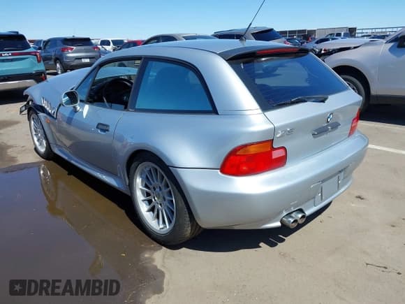 ✅ 1999 BMW Z3 • VIN: 4USCK5336XLG12042 • Лот: 41837743. Опубликован ранее на IAAI с пробегом 107 419 миль. Бесплатный доступ к архиву аукционных продаж из США и подробный отчёт об истории автомобиля на DreamBid. Изображение 3.