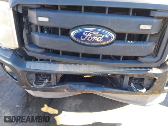 ✅ 2013 Ford F-250 XL • VIN: 1FT7X2B65DEB20649 • Lot: 43807563. Listed on IAAI with 208,876 mi. Free auction sales archive from the USA and detailed vehicle history report at DreamBid. Image 6.