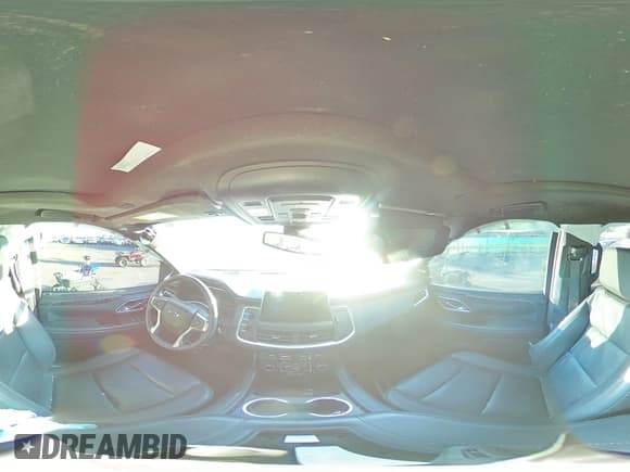 ✅ 2022 Chevrolet Tahoe Z71 • VIN: 1GNSKPKD9NR225779 • Lot: 90538445. Wystawiony na Copart z przebiegiem 54 408 mil. Bezpłatny archiwum sprzedaży aukcyjnych z USA i szczegółowy raport historii pojazdu na DreamBid. Zdjęcie 15.