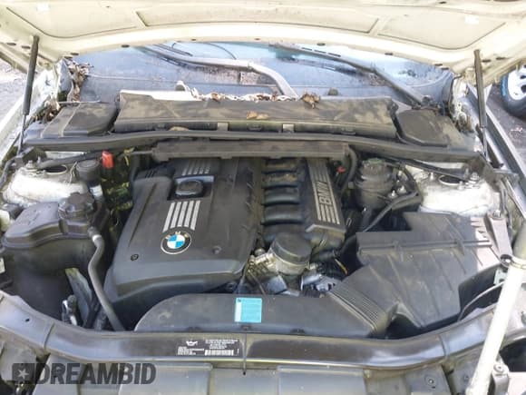 ✅ 2008 BMW 3 Series 328i • VIN: WBAVA33518K055579 • Lot: 43311718. Listed on IAAI with 170,606 mi. Free auction sales archive from the USA and detailed vehicle history report at DreamBid. Image 10.