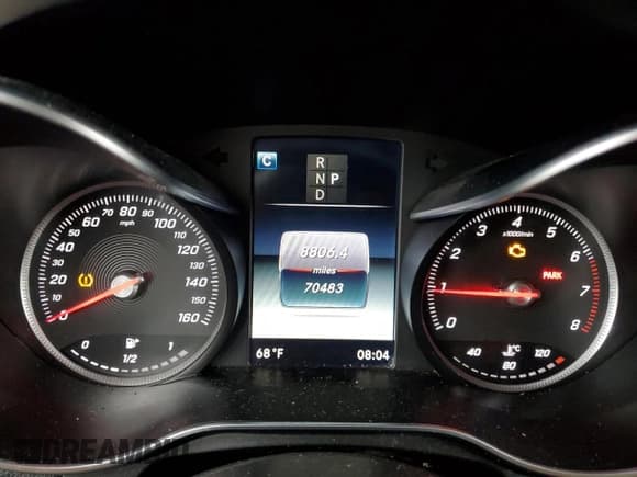 ✅ 2017 Mercedes-Benz GLC 300 • VIN: WDC0G4JBXHF136013 • Lot: 85169565. Wystawiony na Copart z przebiegiem 70 483 mil. Bezpłatny archiwum sprzedaży aukcyjnych z USA i szczegółowy raport historii pojazdu na DreamBid. Zdjęcie 9.