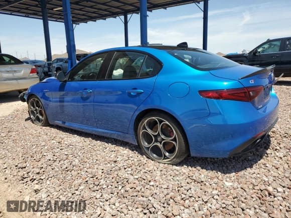 ✅ 2022 Alfa Romeo Giulia Ti • VIN: ZARFAMBN5N7655993 • Lot: 62115984. Wystawiony na Copart z przebiegiem Nie podano. Bezpłatny archiwum sprzedaży aukcyjnych z USA i szczegółowy raport historii pojazdu na DreamBid. Zdjęcie 2.