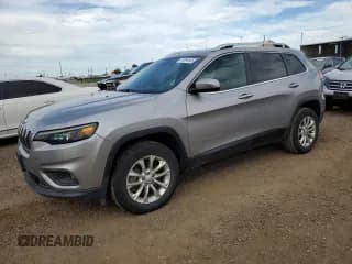 ✅ 2019 Jeep Cherokee Latitude • VIN: 1C4PJMCXXKD155579 • Lot: 81691545. Wystawiony na Copart z przebiegiem 65 186 mil. Bezpłatny archiwum sprzedaży aukcyjnych z USA i szczegółowy raport historii pojazdu na DreamBid. Zdjęcie 1.