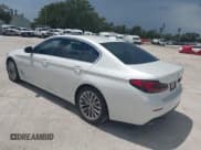 ✅ 2021 BMW 5 Series 530i • VIN: WBA53BH07MCF10086 • Lot: 43036291. Listed on IAAI with 26,592 mi. Free auction sales archive from the USA and detailed vehicle history report at DreamBid. Image 3.