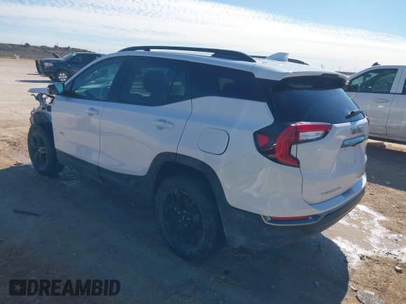 ✅ 2024 GMC Terrain AT4 • VIN: 3GKALYEG5RL238902 • Lot: 41673242. Wystawiony na IAAI z przebiegiem 25 569 mil. Bezpłatny archiwum sprzedaży aukcyjnych z USA i szczegółowy raport historii pojazdu na DreamBid. Zdjęcie 3.