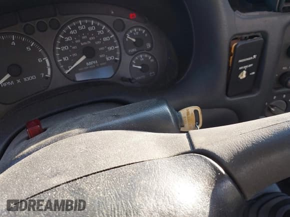 ✅ 2002 Chevrolet S-10 LS • VIN: 1GCCS145X28189294 • Лот: 42632943. Опубликован ранее на IAAI с пробегом 141 229 миль. Бесплатный доступ к архиву аукционных продаж из США и подробный отчёт об истории автомобиля на DreamBid. Изображение 11.