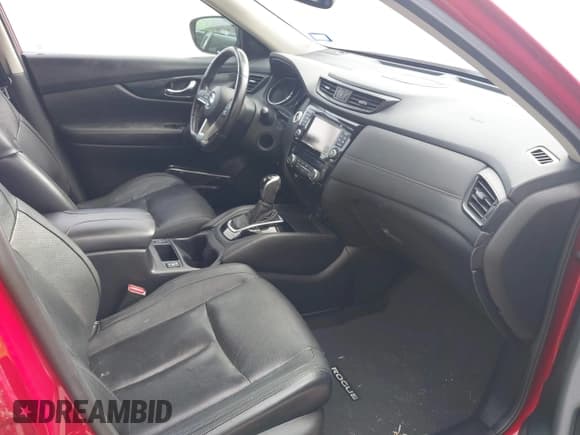 ✅ 2017 Nissan Rogue SV • VIN: JN8AT2MT3HW392531 • Lot: 42700100. Listed on IAAI with 182,730 mi. Free auction sales archive from the USA and detailed vehicle history report at DreamBid. Image 5.