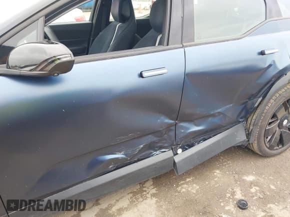 ✅ 2023 Fisker Ocean One • VIN: VCF1ZBU28PG002503 • Лот: 42442849. Опубликован ранее на IAAI с пробегом 7 миль. Бесплатный доступ к архиву аукционных продаж из США и подробный отчёт об истории автомобиля на DreamBid. Изображение 6.