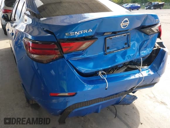 ✅ 2020 Nissan Sentra SV • VIN: 3N1AB8CV5LY237309 • Lot: 43299102. Listed on IAAI with 47,131 mi. Free auction sales archive from the USA and detailed vehicle history report at DreamBid. Image 6.