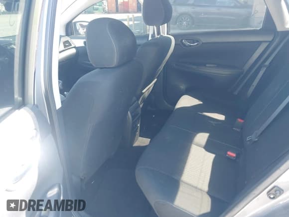 ✅ 2019 Nissan Sentra SV • VIN: 3N1AB7AP3KY320170 • Лот: 43440144. Опубликован ранее на IAAI с пробегом 51 999 миль. Бесплатный доступ к архиву аукционных продаж из США и подробный отчёт об истории автомобиля на DreamBid. Изображение 8.