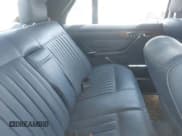 ✅ 1988 Mercedes-Benz 560 • VIN: WDBCA39DXJA420974 • Lot: 42122073. Listed on IAAI with 113,273 mi. Free auction sales archive from the USA and detailed vehicle history report at DreamBid. Image 8.