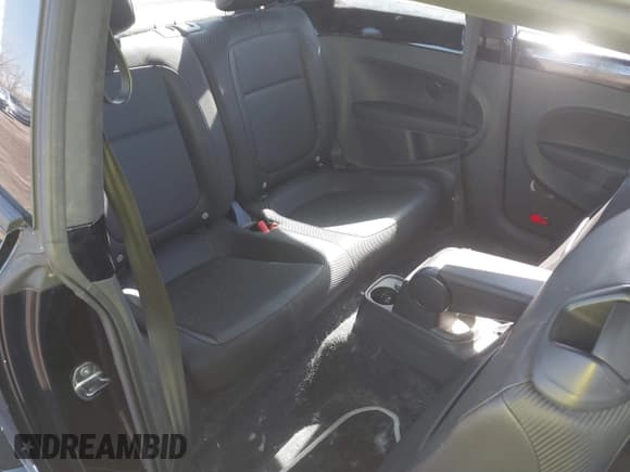 ✅ 2013 Volkswagen Beetle Fender Edition • VIN: 3VWJP7AT8DM685155 • Lot: 41815170. Listed on IAAI with 49,901 mi. Free auction sales archive from the USA and detailed vehicle history report at DreamBid. Image 8.