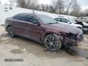✅ 2018 Ford Taurus SHO • VIN: 1FAHP2KT8JG141608 • Лот: 46474175. Опубликован ранее на Copart с пробегом 48 467 миль. Бесплатный доступ к архиву аукционных продаж из США и подробный отчёт об истории автомобиля на DreamBid. Изображение 4.