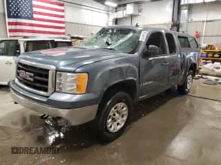 2007 GMC Sierra 1500 SLE2 with VIN 2GTEK19J571706798, listed as a Copart auction lot 81338415 with Not provided miles and Clean title. Bid and sale history available at DreamBid. Image 1.