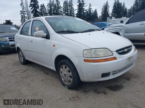 ✅ 2004 Chevrolet Aveo LS • VIN: KL1TJ52684B130635 • Lot: 41442869. Wystawiony na IAAI z przebiegiem 199 586 mil. Bezpłatny archiwum sprzedaży aukcyjnych z USA i szczegółowy raport historii pojazdu na DreamBid. Zdjęcie 1.