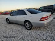 ✅ 2001 Lexus ES 300 • VIN: JT8BF28G910328618 • Lot: 90682135. Listed on Copart with 198,109 mi. Free auction sales archive from the USA and detailed vehicle history report at DreamBid. Image 2.