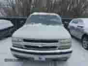 2001 Chevrolet Tahoe LT z VIN 1GNEK13T01J287838, wystawiony jako IAAI lot #41551502 z przebiegiem 145 730 mil mil oraz . Historia ofert i sprzedaży dostępna na DreamBid. Obrazek 6.