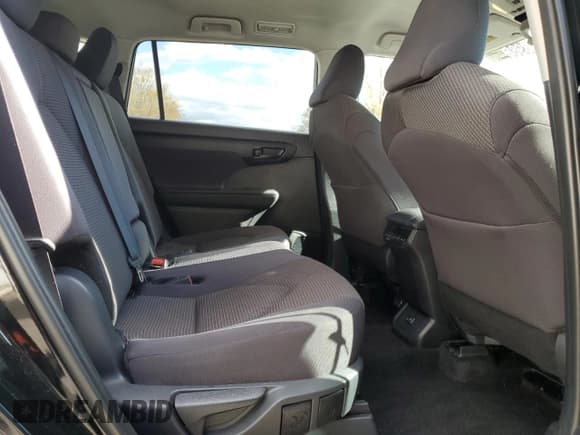 ✅ 2025 Toyota Highlander LE • VIN: 5TDKDRAH6SS551393 • Lot: 89860005. Wystawiony na Copart z przebiegiem 28 223 mil. Bezpłatny archiwum sprzedaży aukcyjnych z USA i szczegółowy raport historii pojazdu na DreamBid. Zdjęcie 10.