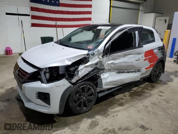 ✅ 2023 Mitsubishi Mirage Black Edition • VIN: ML32AWHJ8PH004270 • Lot: 57275255. Wystawiony na Copart z przebiegiem 17 883 mil. Bezpłatny archiwum sprzedaży aukcyjnych z USA i szczegółowy raport historii pojazdu na DreamBid. Zdjęcie 1.