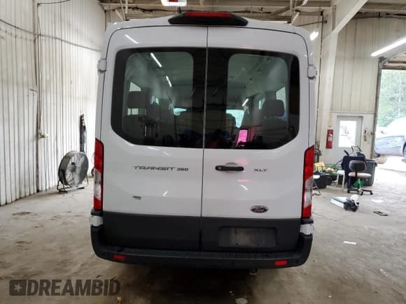 ✅ 2021 Ford Transit Passenger XL • VIN: 1FBAX2C83MKA31321 • Лот: 70137365. Опубликован ранее на Copart с пробегом 81 764 миль. Бесплатный доступ к архиву аукционных продаж из США и подробный отчёт об истории автомобиля на DreamBid. Изображение 6.