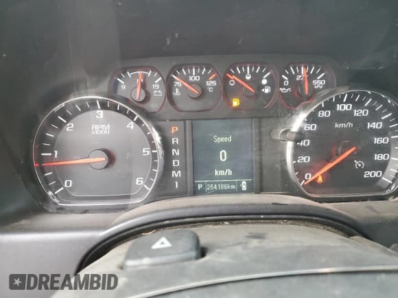 ✅ 2016 GMC Sierra 3500 • VIN: 1GT52VCG0GZ154297 • Lot: 77451164. Wystawiony na Copart z przebiegiem 264 186 mil. Bezpłatny archiwum sprzedaży aukcyjnych z USA i szczegółowy raport historii pojazdu na DreamBid. Zdjęcie 9.