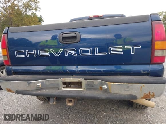 ✅ 2000 Chevrolet Silverado 1500 • VIN: 1GCEK14V1YZ151724 • Lot: 43232495. Listed on IAAI with 255,759 mi. Free auction sales archive from the USA and detailed vehicle history report at DreamBid. Image 16.