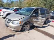 ✅ 2002 Dodge Caravan EX • VIN: 2B8GP74L62R505536 • Lot: 43473195. Listed on IAAI with 214,307 mi. Free auction sales archive from the USA and detailed vehicle history report at DreamBid. Image 2.