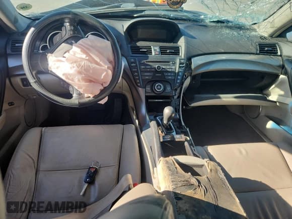 ✅ 2013 Acura TL • VIN: 19UUA8F20DA000829 • Лот: 82651155. Опубликован ранее на Copart с пробегом 152 383 миль. Бесплатный доступ к архиву аукционных продаж из США и подробный отчёт об истории автомобиля на DreamBid. Изображение 8.