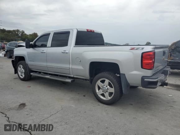 ✅ 2015 Chevrolet Silverado 2500HD LTZ • VIN: 1GC1KWE88FF106976 • Lot: 82219705. Listed on Copart with 149,611 mi. Free auction sales archive from the USA and detailed vehicle history report at DreamBid. Image 2.