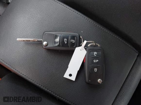 ✅ 2016 Volkswagen Jetta S • VIN: 3VW167AJ0GM299934 • Лот: 42601975. Опубликован ранее на IAAI с пробегом 125 278 миль. Бесплатный доступ к архиву аукционных продаж из США и подробный отчёт об истории автомобиля на DreamBid. Изображение 11.