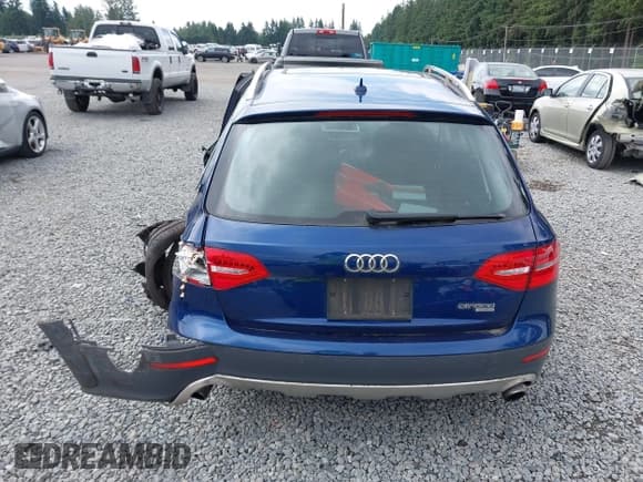 ✅ 2013 Audi allroad A4 Premium Plus • VIN: WA1UFAFLXDA197454 • Lot: 42593720. Wystawiony na IAAI z przebiegiem 62 258 mil. Bezpłatny archiwum sprzedaży aukcyjnych z USA i szczegółowy raport historii pojazdu na DreamBid. Zdjęcie 16.