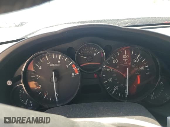 ✅ 2013 Mazda MX-5 Miata Club • VIN: JM1NC2MFXD0230464 • Lot: 50369495. Wystawiony na Copart z przebiegiem Nie podano. Bezpłatny archiwum sprzedaży aukcyjnych z USA i szczegółowy raport historii pojazdu na DreamBid. Zdjęcie 9.