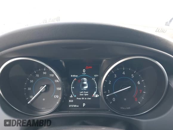 ✅ 2017 Jaguar XE 25t Prestige • VIN: SAJAE4BG0HA966847 • Лот: 42098466. Опубликован ранее на IAAI с пробегом 73 769 миль. Бесплатный доступ к архиву аукционных продаж из США и подробный отчёт об истории автомобиля на DreamBid. Изображение 7.