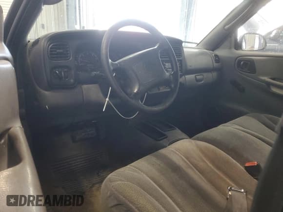 ✅ 2000 Dodge Dakota • VIN: 1B7GL22X7YS686484 • Lot: 76627004. Wystawiony na Copart z przebiegiem 86 083 mil. Bezpłatny archiwum sprzedaży aukcyjnych z USA i szczegółowy raport historii pojazdu na DreamBid. Zdjęcie 8.