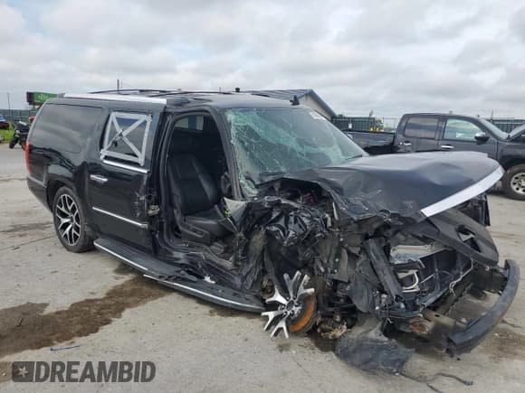 ✅ 2012 Cadillac Escalade ESV Luxury • VIN: 1GYS4HEF0CR163721 • Lot: 61054335. Listed on Copart with 213,345 mi. Free auction sales archive from the USA and detailed vehicle history report at DreamBid. Image 4.