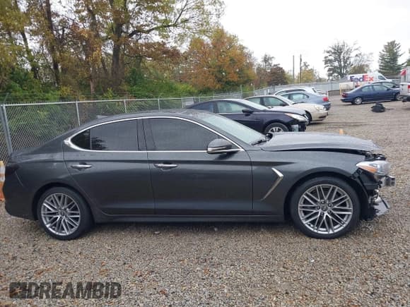 ✅ 2021 Genesis G70 2.0T • VIN: KMTG34LA8MU072372 • Lot: 43574579. Wystawiony na IAAI z przebiegiem 82 063 mil. Bezpłatny archiwum sprzedaży aukcyjnych z USA i szczegółowy raport historii pojazdu na DreamBid. Zdjęcie 14.